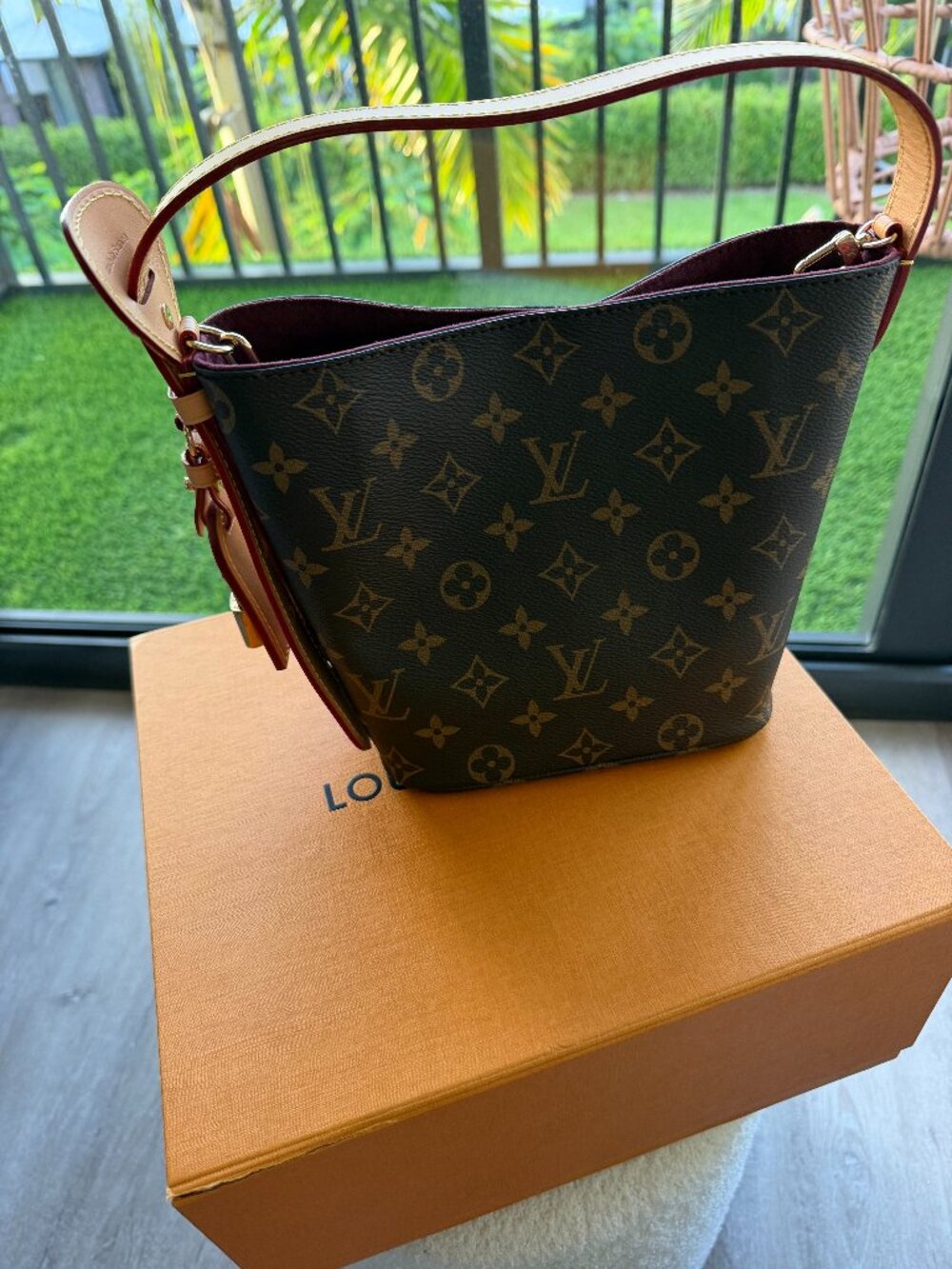 Louis Vuitton All in BB